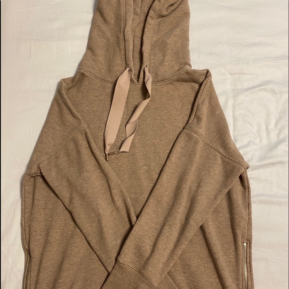 American Eagle brown zipper-side hoodie